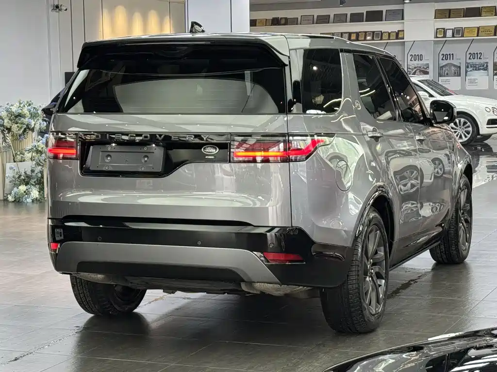 Land Rover Discovery 2021 360PS R-Dynamic S 2021 - thumbnail 6