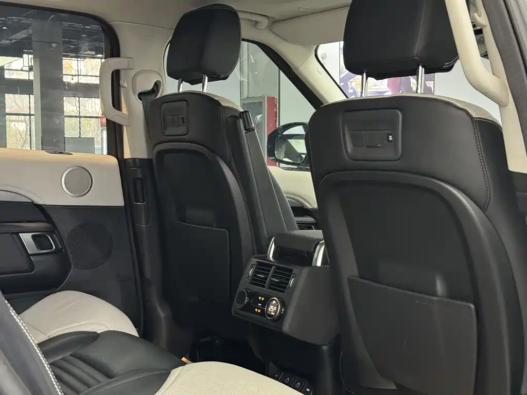 Land Rover Discovery 2021 360PS R-Dynamic S 2021 - thumbnail 16