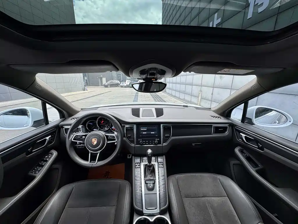 Porsche Porsche Macan 2017 Macan 2.0T 2016 - thumbnail 5