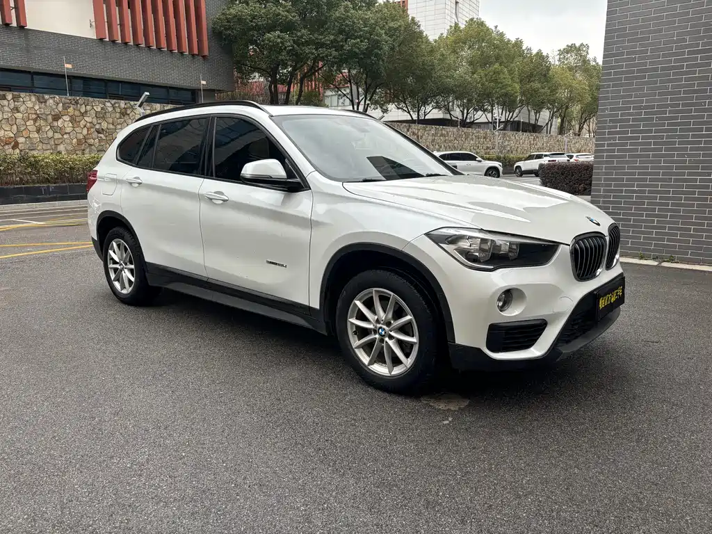 BMW BMW X1 2018 sDrive18Li Fashion Edition 2018 - thumbnail 3