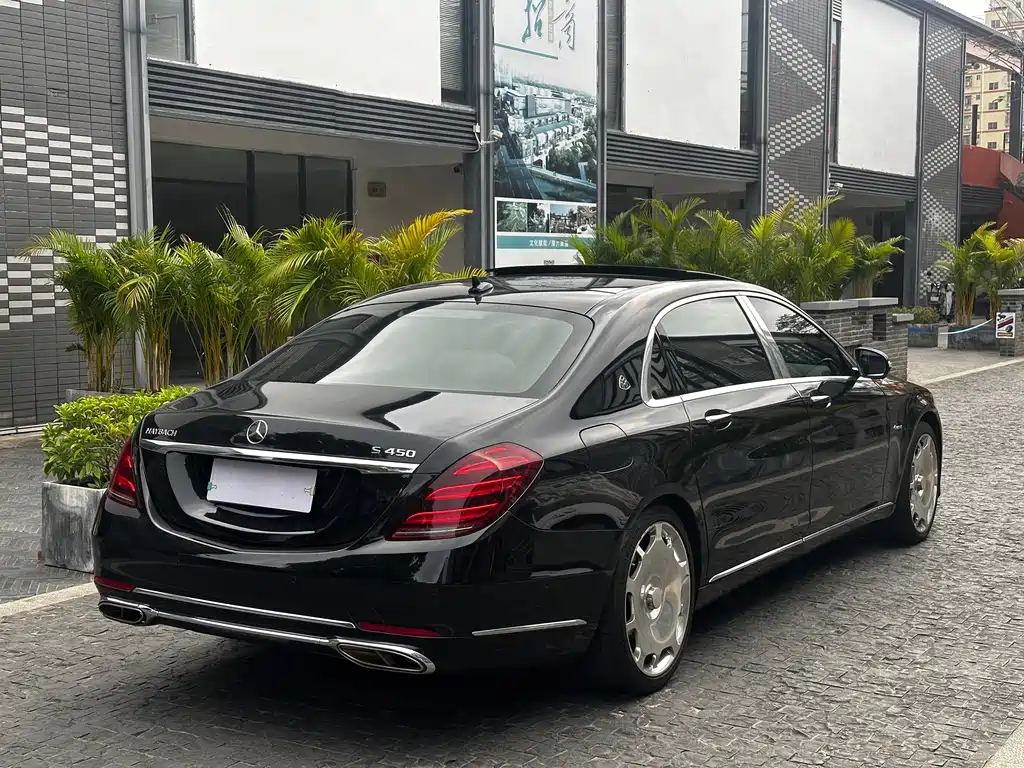 Mercedes-Benz Maybach S-Class 2020 S 450 4MATIC Collector's Edition 2020 - thumbnail 4