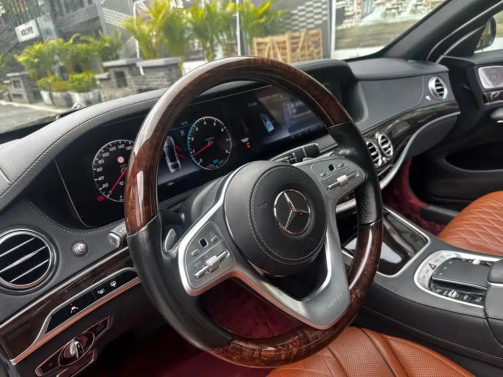 Mercedes-Benz Maybach S-Class 2020 S 450 4MATIC Collector's Edition 2020 - thumbnail 11