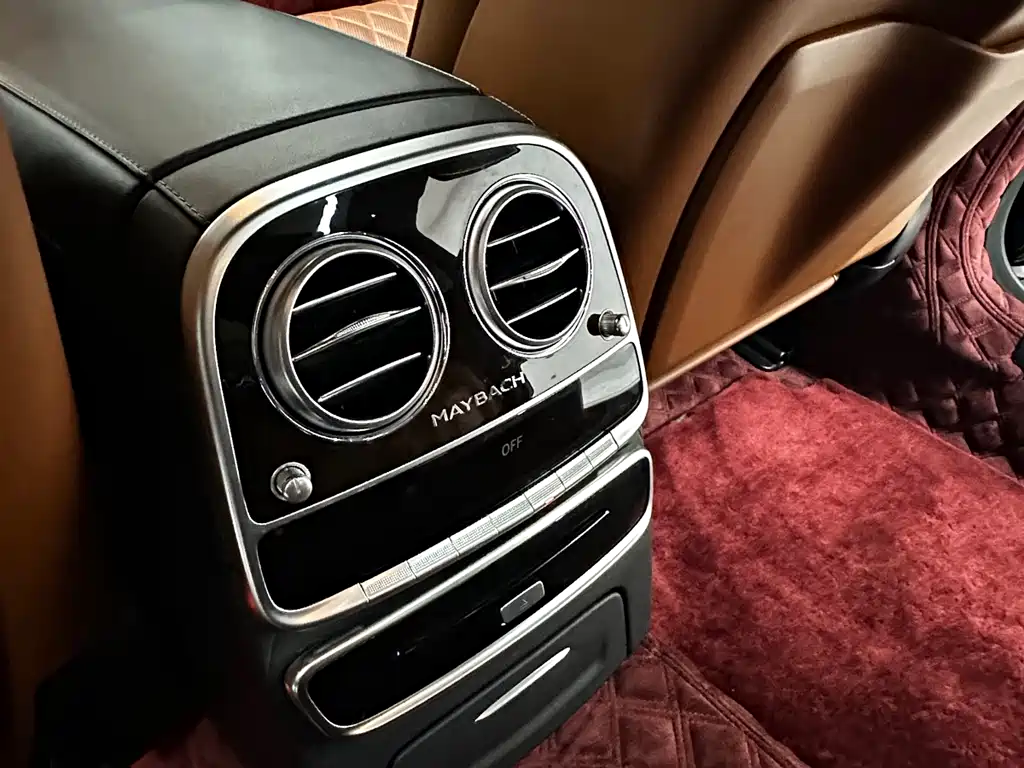 Mercedes-Benz Maybach S-Class 2020 S 450 4MATIC Collector's Edition 2020 - thumbnail 15