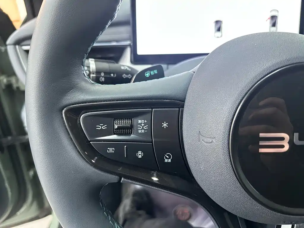 BYD Seal 06 GT 2025 605 Hot Wave Edition 2025 - thumbnail 9