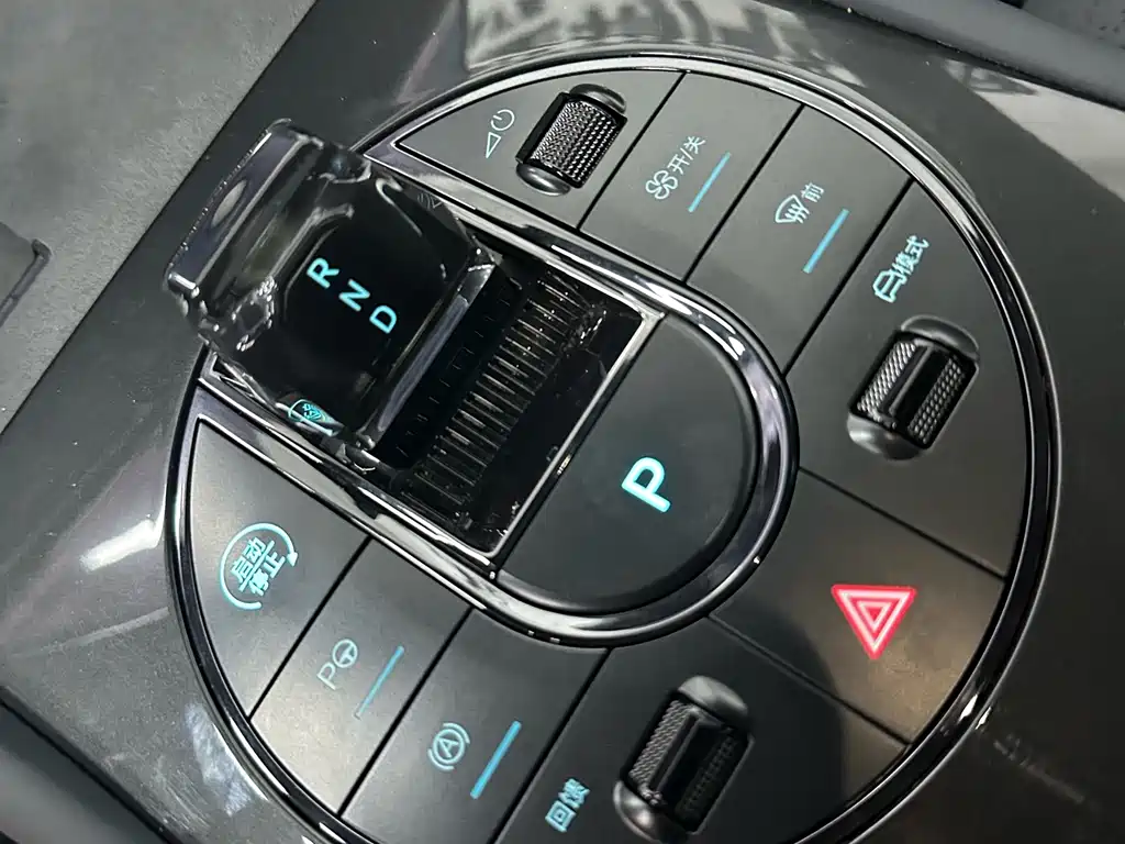 BYD Seal 06 GT 2025 605 Hot Wave Edition 2025 - thumbnail 18
