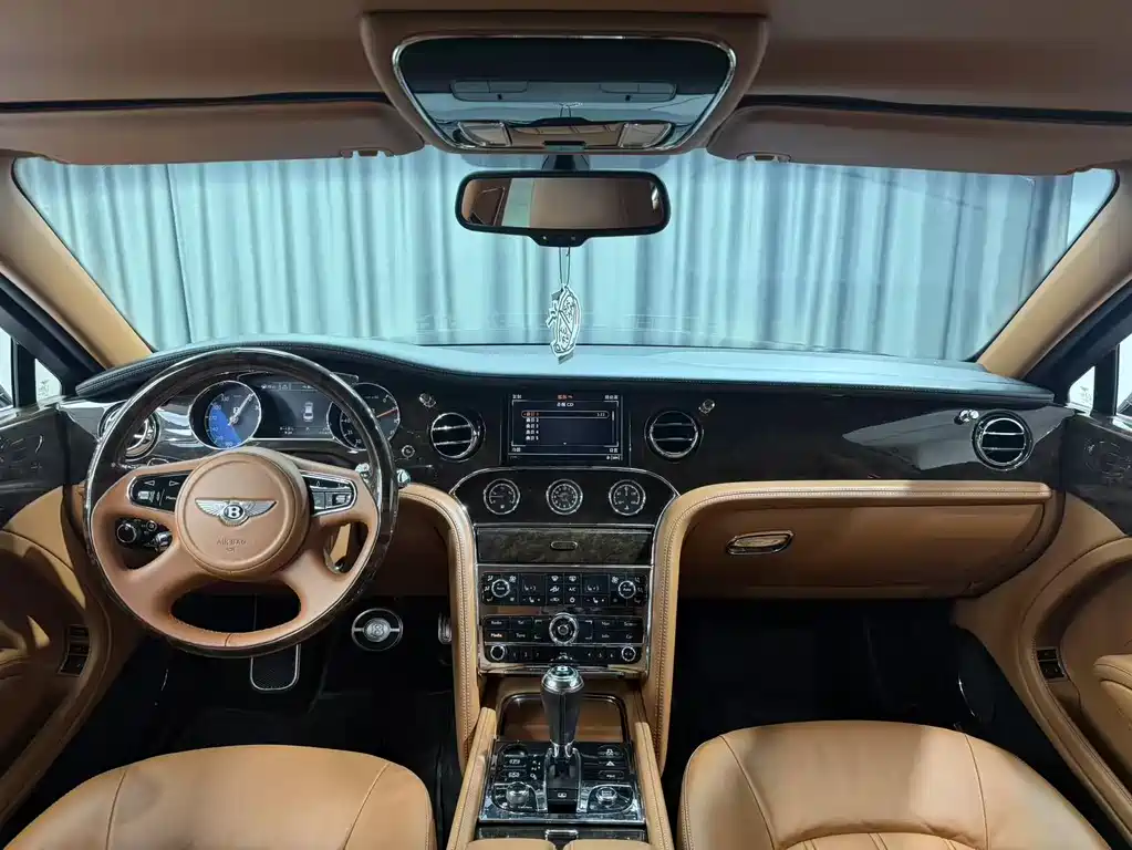 Bentley Mulsanne 2011 6.8T Luxury Edition 2014 - thumbnail 8