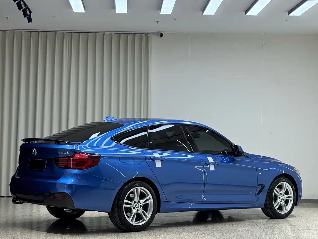 BMW BMW 3 Series GT 2019 320i M Sport Package 2019 - thumbnail 6