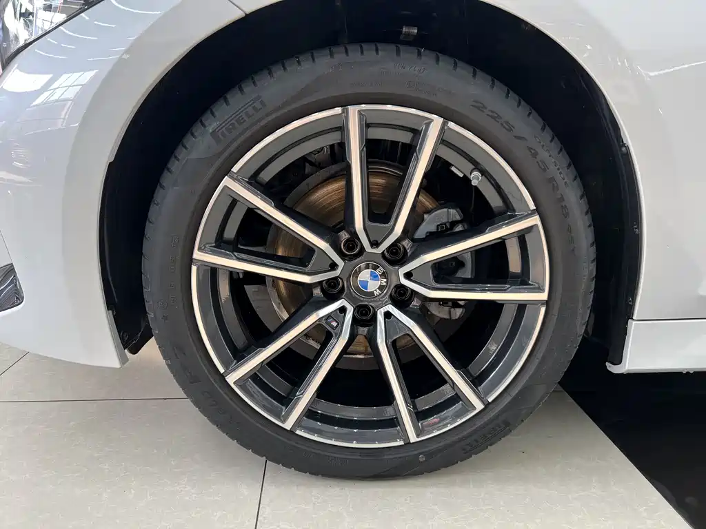 BMW BMW 3 Series 2024 320Li M Sport Package 2024 - thumbnail 5