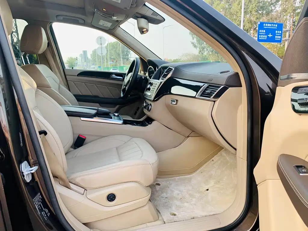 Mercedes-Benz Mercedes-Benz GL-Class 2016 GL 450 4MATIC US Specification 2016 - thumbnail 9