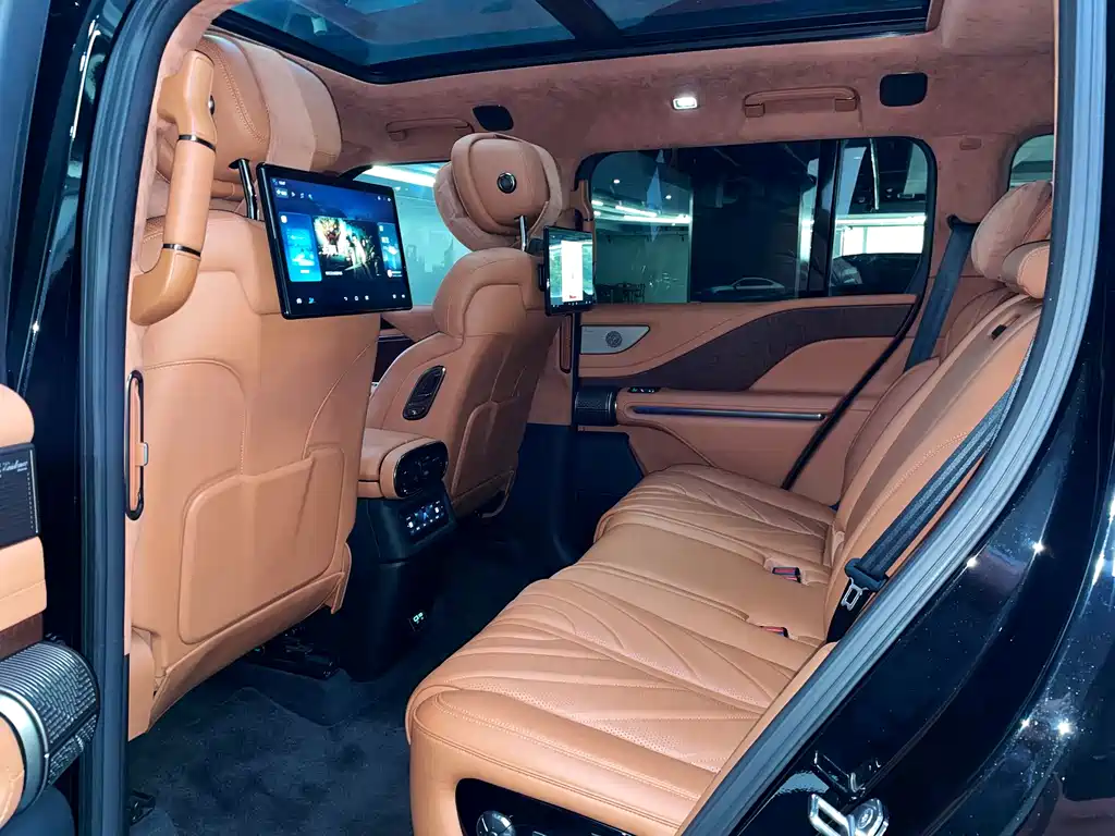 BYD UM U8 2023 Luxury Edition 2024 - thumbnail 17