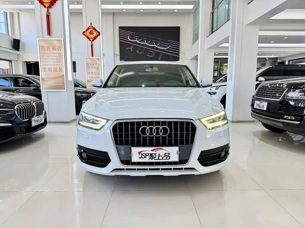 Audi Audi Q3 2016 30 TFSI Premium Collection Edition Intelligent Leading Model 2016 - thumbnail 2