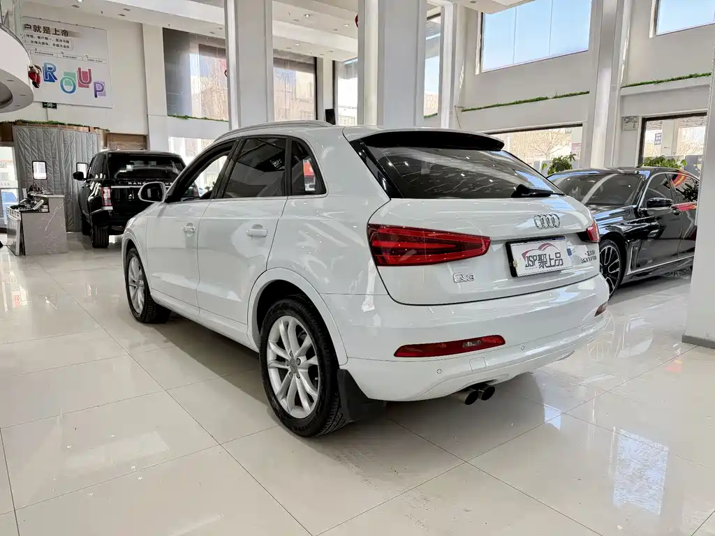 Audi Audi Q3 2016 30 TFSI Premium Collection Edition Intelligent Leading Model 2016 - thumbnail 12