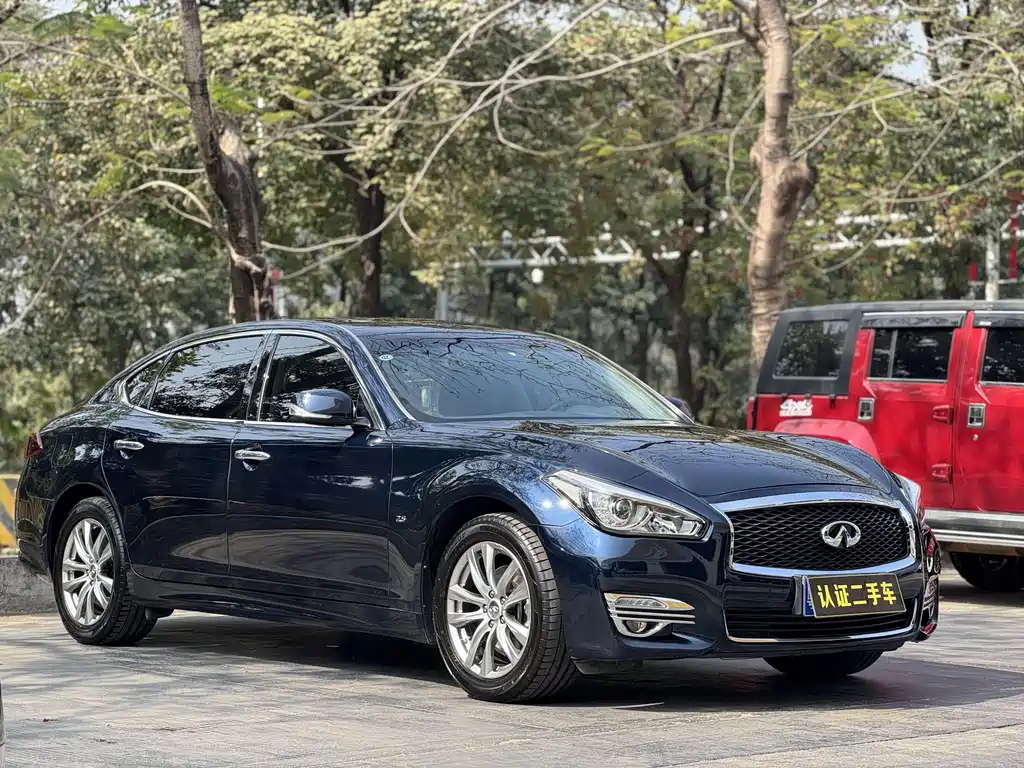 Infiniti Infiniti Q70 2017 Q70L 2.5L Premium Edition 2018 - thumbnail 3