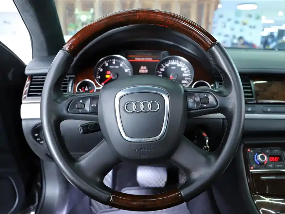 Audi Audi A8 2006 A8L 6.0 W12 quattro Flagship 2006 - thumbnail 14