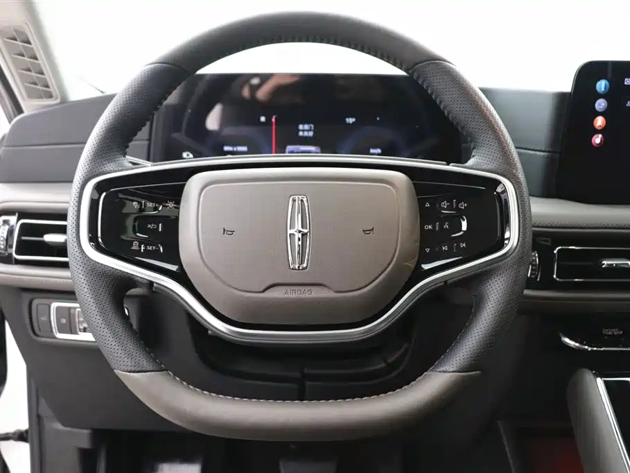 Lincoln Lincoln Navigator 2024 3.0T V6 AWD Elegant Edition 6-seater 2025 - thumbnail 16
