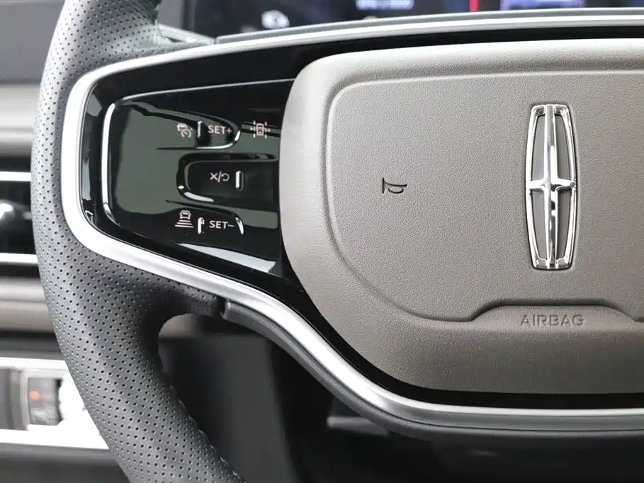 Lincoln Lincoln Navigator 2024 3.0T V6 AWD Elegant Edition 6-seater 2025 - thumbnail 17