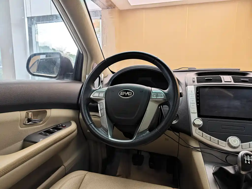 BYD BYD S6 2012 2.0L Manual Luxury Edition 2011 - thumbnail 14
