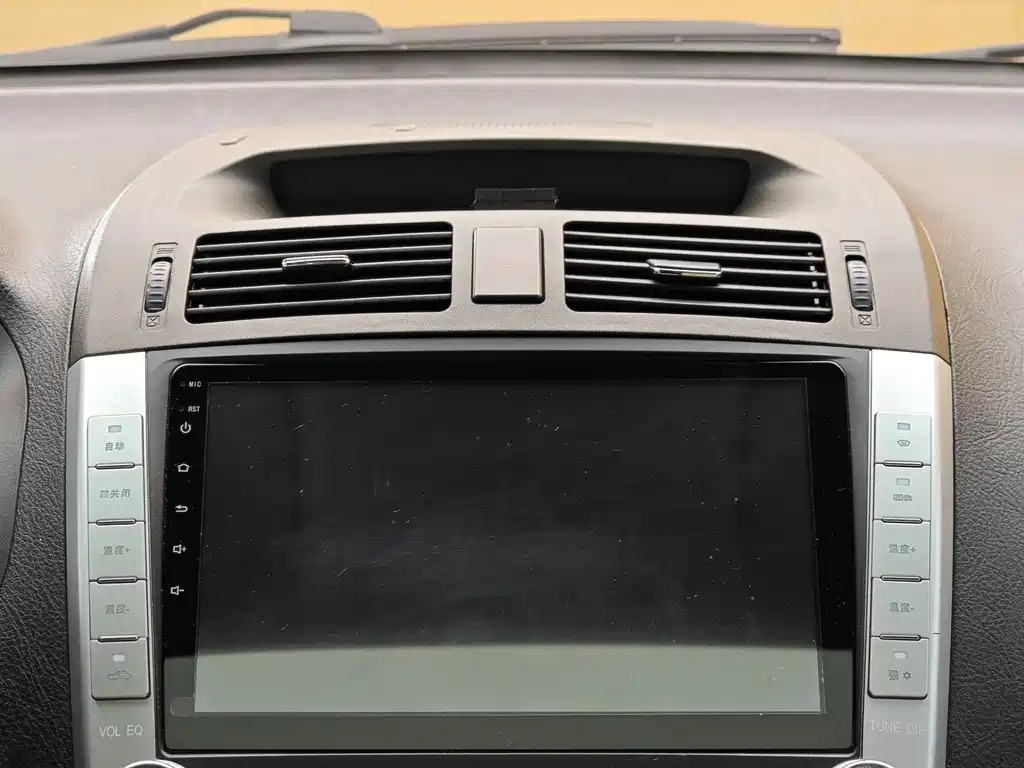 BYD BYD S6 2012 2.0L Manual Luxury Edition 2011 - thumbnail 15