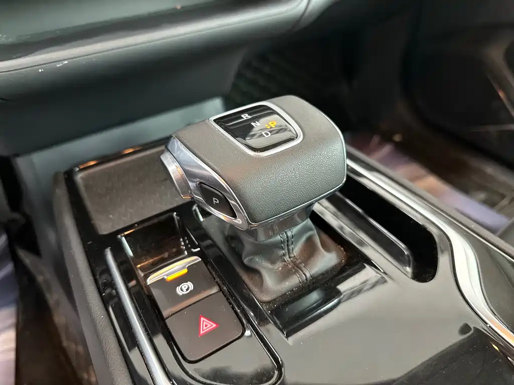 Hongqi Hongqi E-QM5 2023 Model Year Facelift Base Mobility Edition 2024 - thumbnail 13