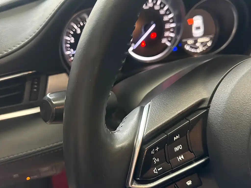 Mazda Mazda6 2020 2.0L Skyactiv-G Luxury Edition 2021 - thumbnail 15