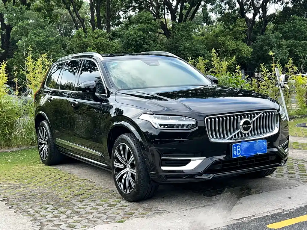 Volvo Volvo XC90 2023 B6 Momentum Luxury 7-seater 2023 - thumbnail 3