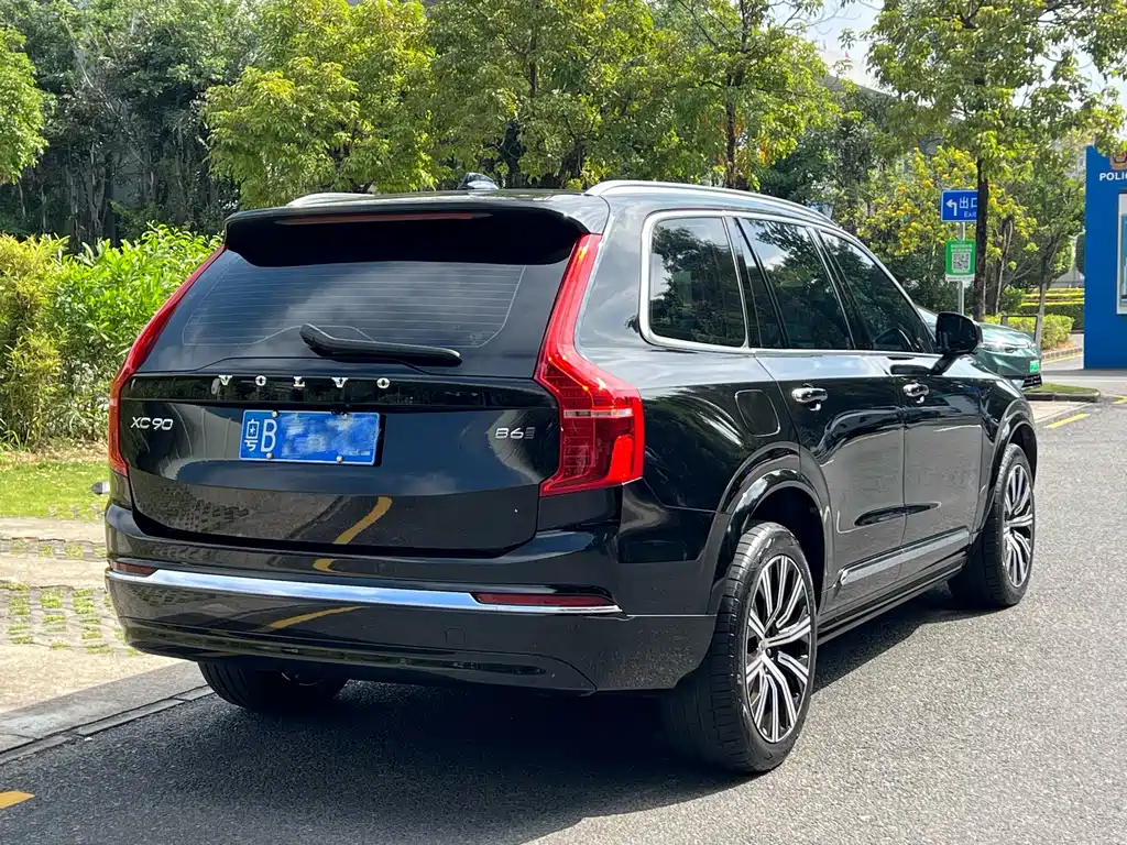 Volvo Volvo XC90 2023 B6 Momentum Luxury 7-seater 2023 - thumbnail 20