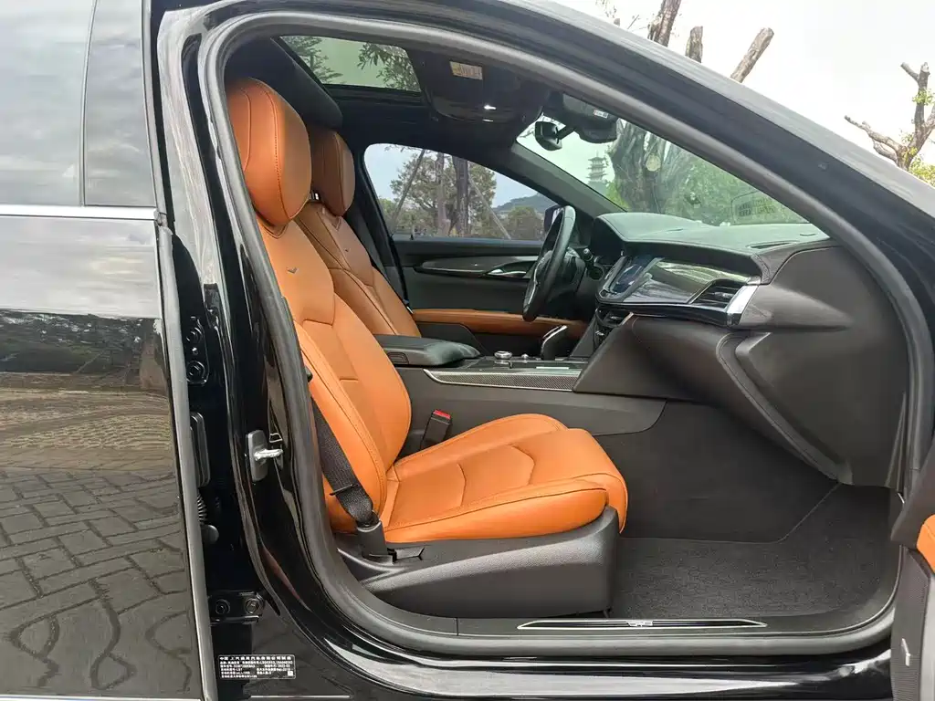 Cadillac Cadillac CT6 2022 28T Luxury 2022 - thumbnail 10