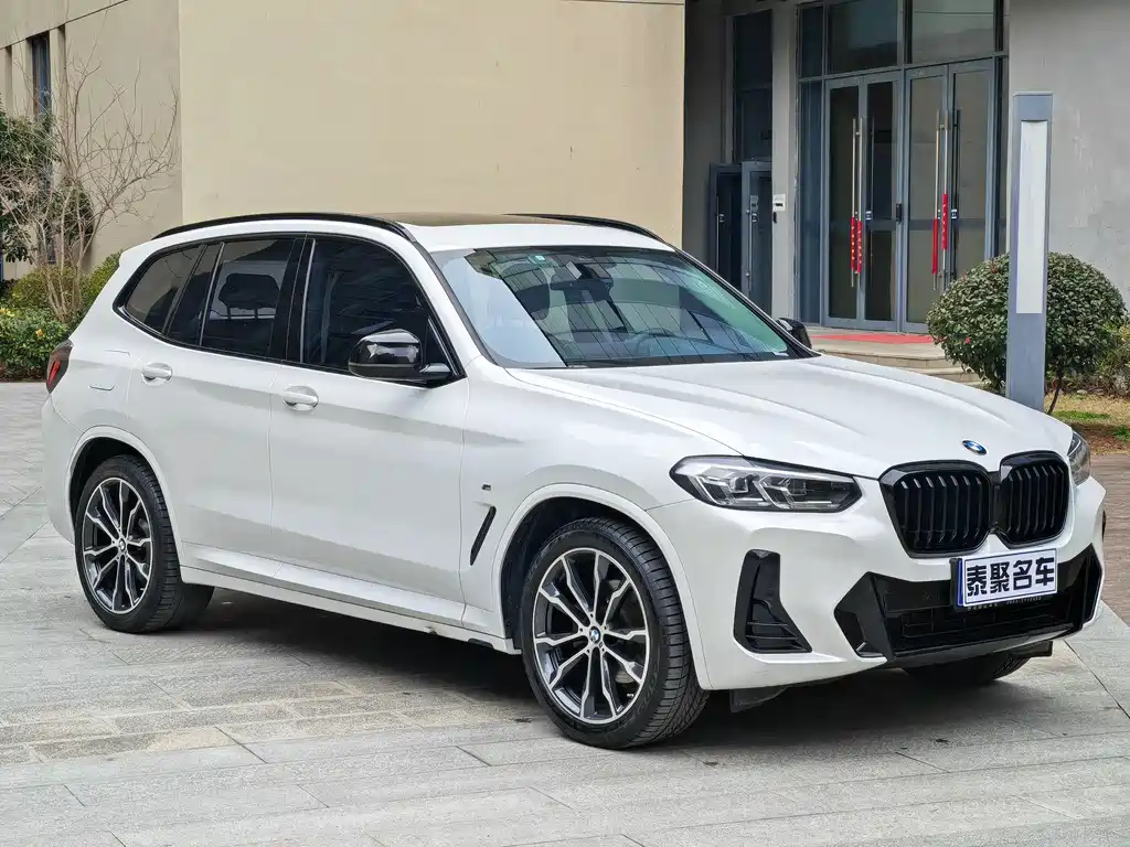 BMW BMW X3 2022 facelift xDrive30i Leading Model M Night Shadow Package 2022 - thumbnail 2