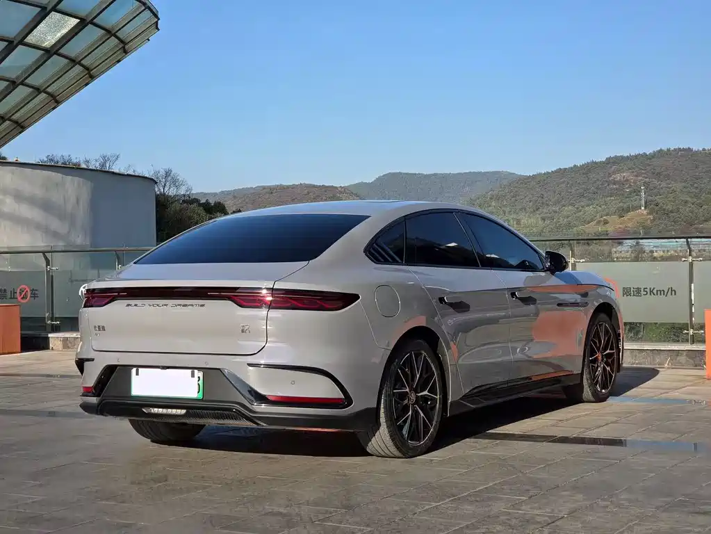 BYD BYD Han 2025 EV 506KM Luxury Edition 2024 - thumbnail 7