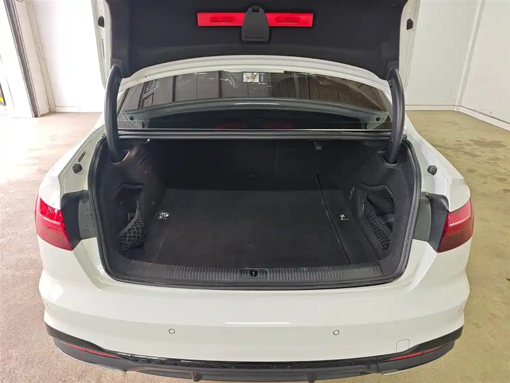 Audi Audi A4L 2022 40 TFSI Premium Dynamic Edition 2023 - thumbnail 10