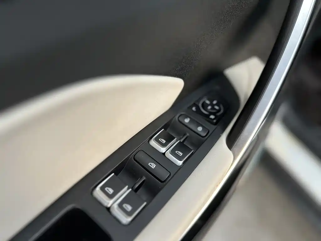 Geely Auto Geely Boyue 2022 Boyue X 1.8TD DCT Smart Edition 2023 - thumbnail 5