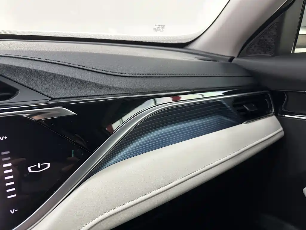 Geely Auto Geely Boyue 2022 Boyue X 1.8TD DCT Smart Edition 2023 - thumbnail 10