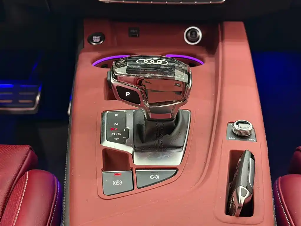 Audi Audi A4L 2024 40 TFSI Luxury Dynamic Edition 2024 - thumbnail 9