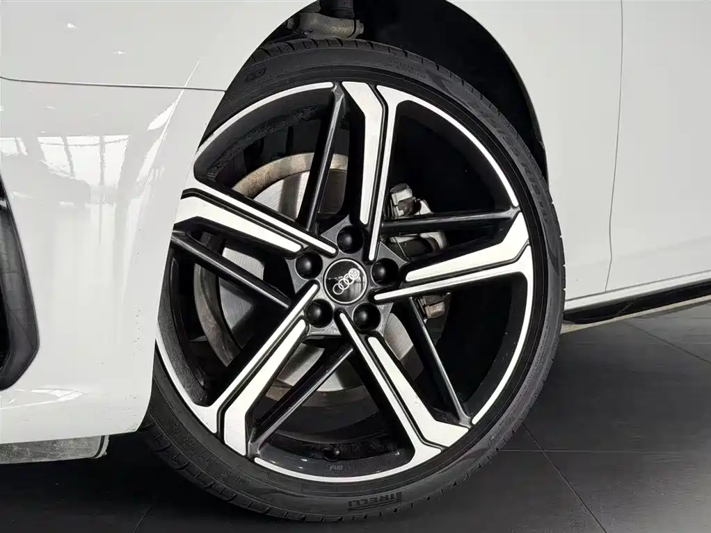 Audi Audi A4L 2024 40 TFSI Luxury Dynamic Edition 2024 - thumbnail 25