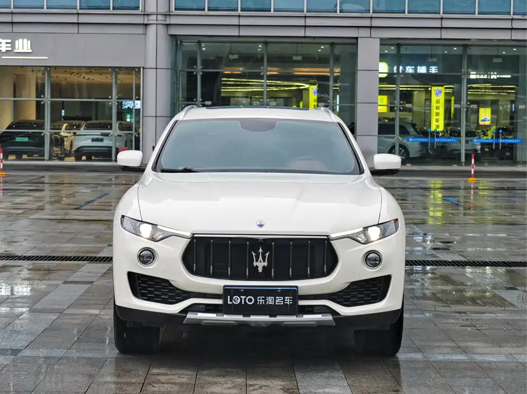 Maserati Maserati Levante 2021 3.0T Standard Edition 2021 - thumbnail 2