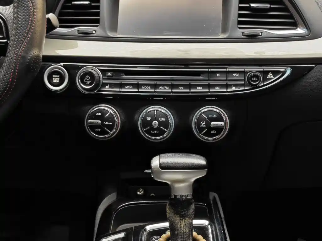 GAC Trumpchi GAC GA6 2016 235T DCT Luxury Edition 2017 - thumbnail 18
