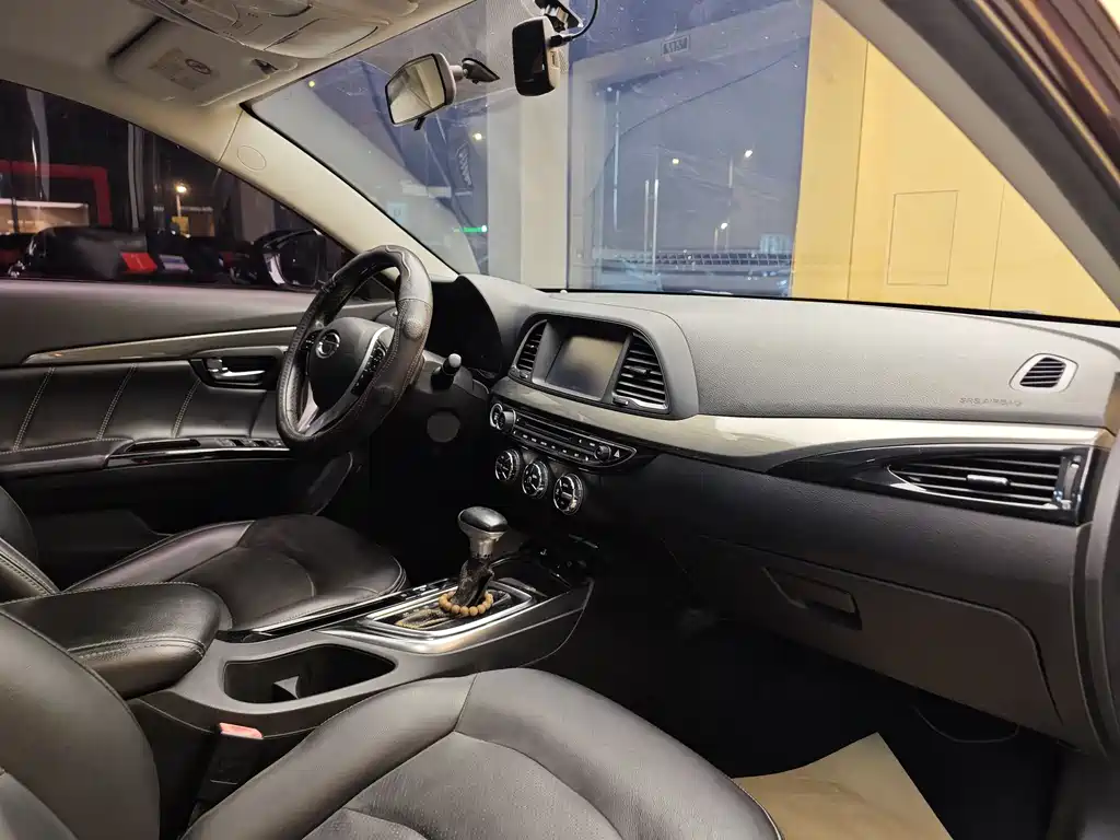 GAC Trumpchi GAC GA6 2016 235T DCT Luxury Edition 2017 - thumbnail 30