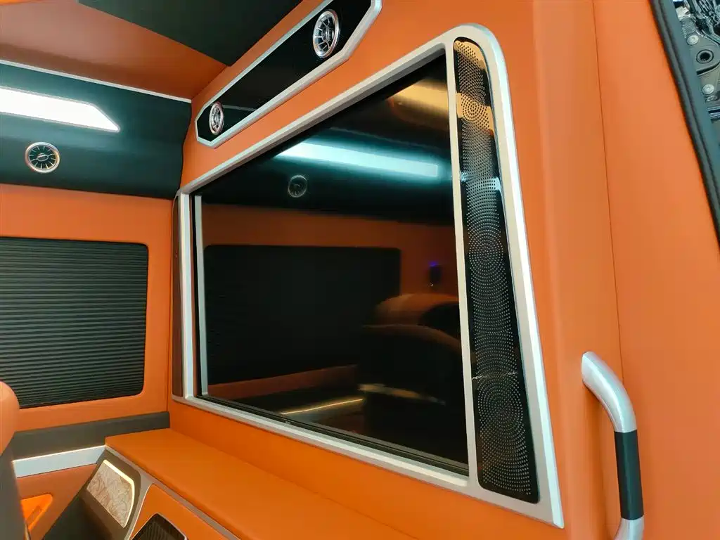 Mercedes-Benz Mercedes-Benz Sprinter 2023 2.0T Automatic 2026 - thumbnail 12