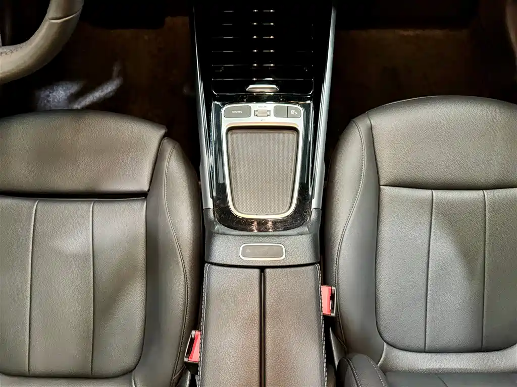 Mercedes-Benz Mercedes-Benz GLB 2025 GLB 200 Dynamic Edition 2025 - thumbnail 22