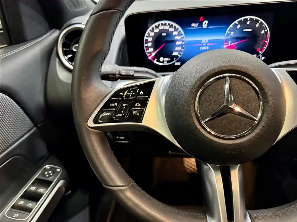 Mercedes-Benz Mercedes-Benz GLB 2025 GLB 200 Dynamic Edition 2025 - thumbnail 24