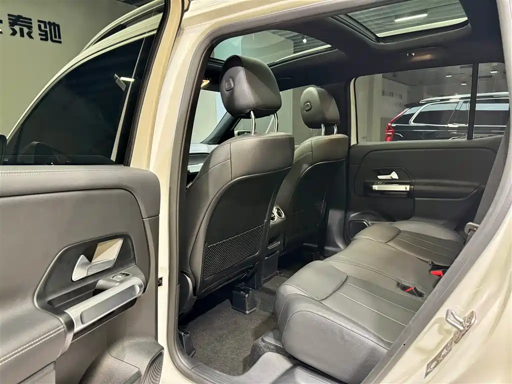 Mercedes-Benz Mercedes-Benz GLB 2025 GLB 200 Dynamic Edition 2025 - thumbnail 27