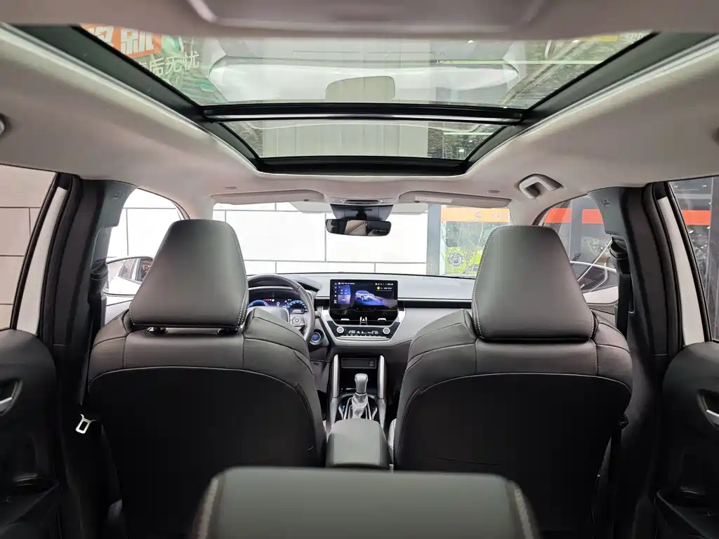 Toyota Crown Kluger 2023 2.0L Intelligent Hybrid Dual Engine Premium Version 2023 - thumbnail 4