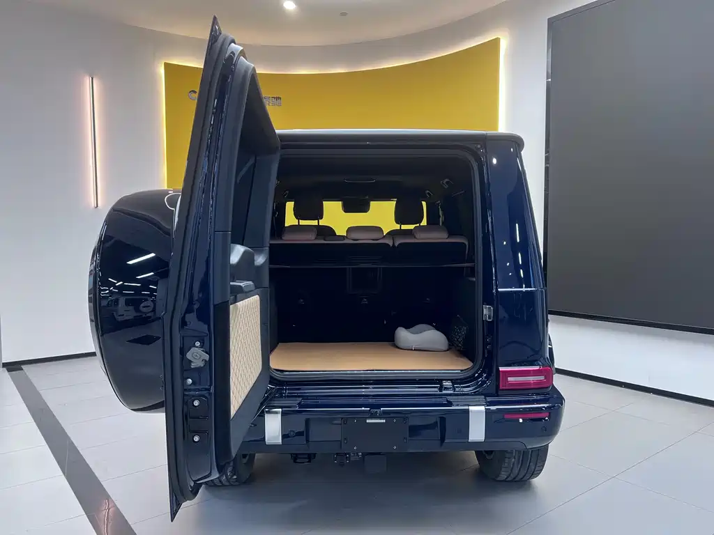 Mercedes-Benz Mercedes-Benz G-Class 2025 G 550 2025 - thumbnail 7