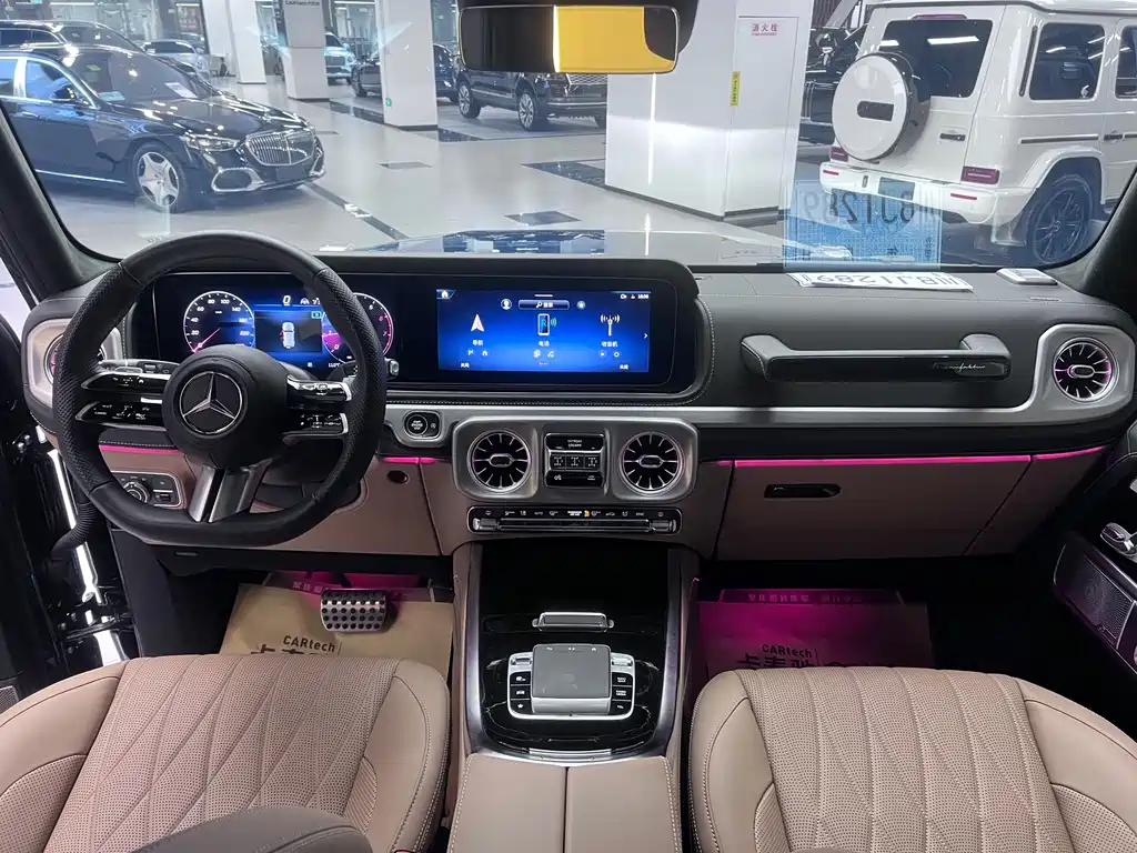 Mercedes-Benz Mercedes-Benz G-Class 2025 G 550 2025 - thumbnail 11