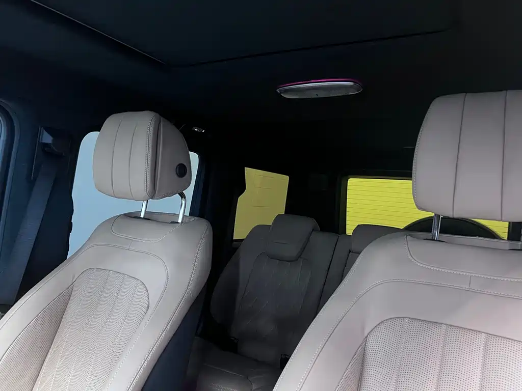 Mercedes-Benz Mercedes-Benz G-Class 2025 G 550 2025 - thumbnail 26