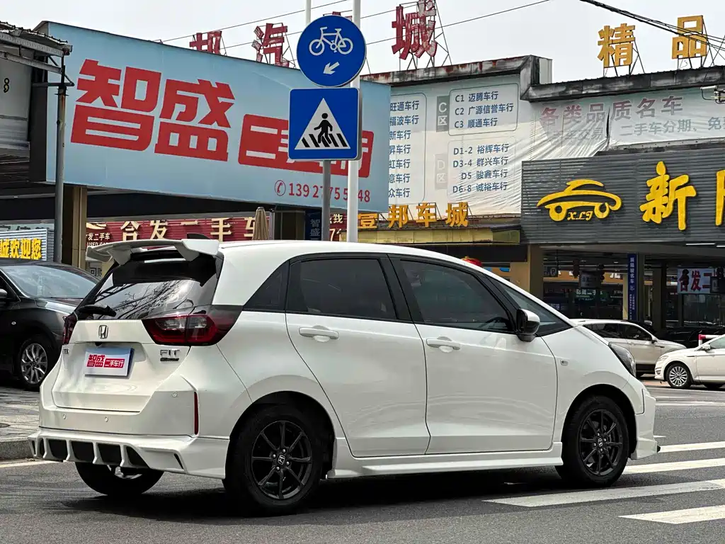 Honda Honda Fit 2022 1.5L CVT Infinite MUGEN Edition 2022 - thumbnail 3