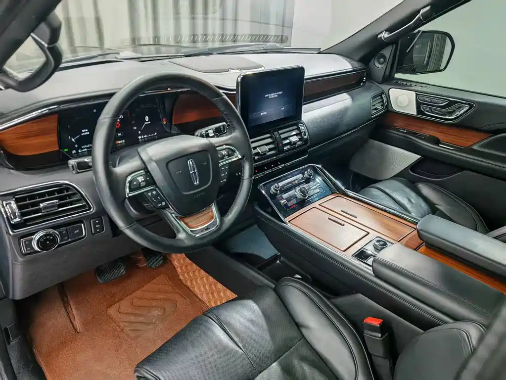 Lincoln Navigator 2019 3.5T Select Trim VI 2019 - thumbnail 4