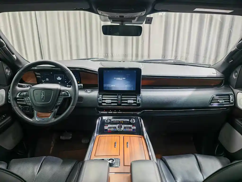 Lincoln Navigator 2019 3.5T Select Trim VI 2019 - thumbnail 5