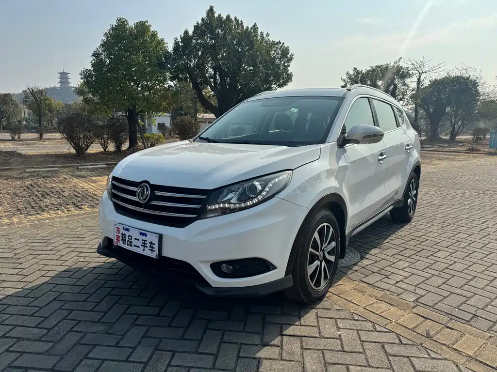 Dongfeng Fengguang Lifan 580 2016 1.5T CVT Luxury Edition 2017 - thumbnail 3