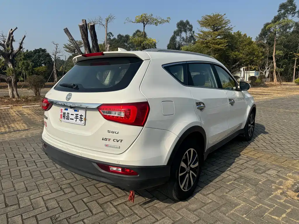 Dongfeng Fengguang Lifan 580 2016 1.5T CVT Luxury Edition 2017 - thumbnail 6
